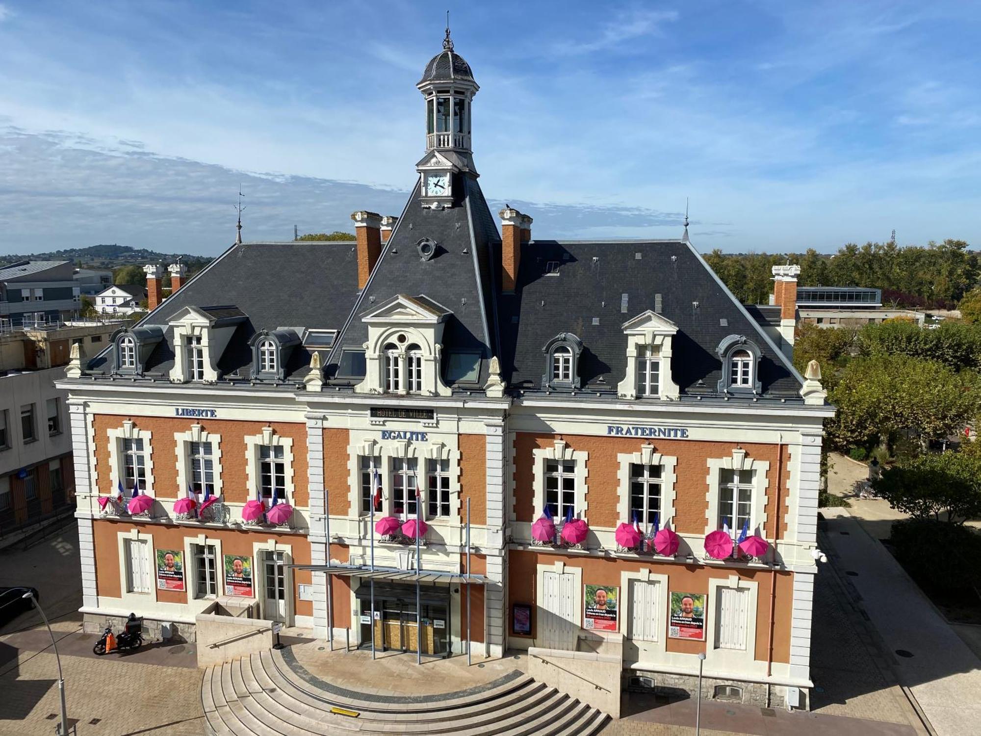 Studio Centre-Ville Montceau-les-Mines Buitenkant foto